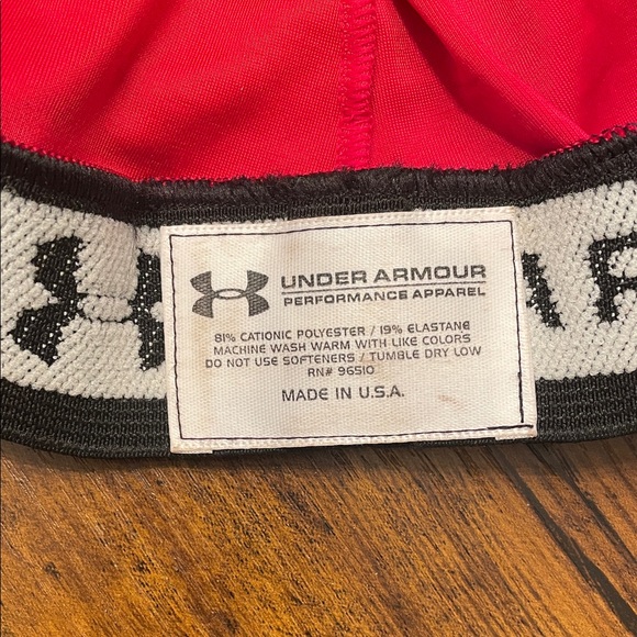 Under Armour Red Cap with Black Band - Picture 2 of 6